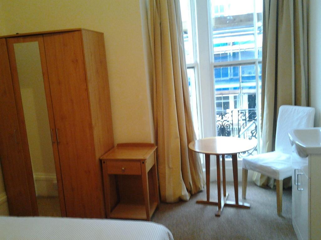 Sterling House Hotel イーストボーン 部屋 写真