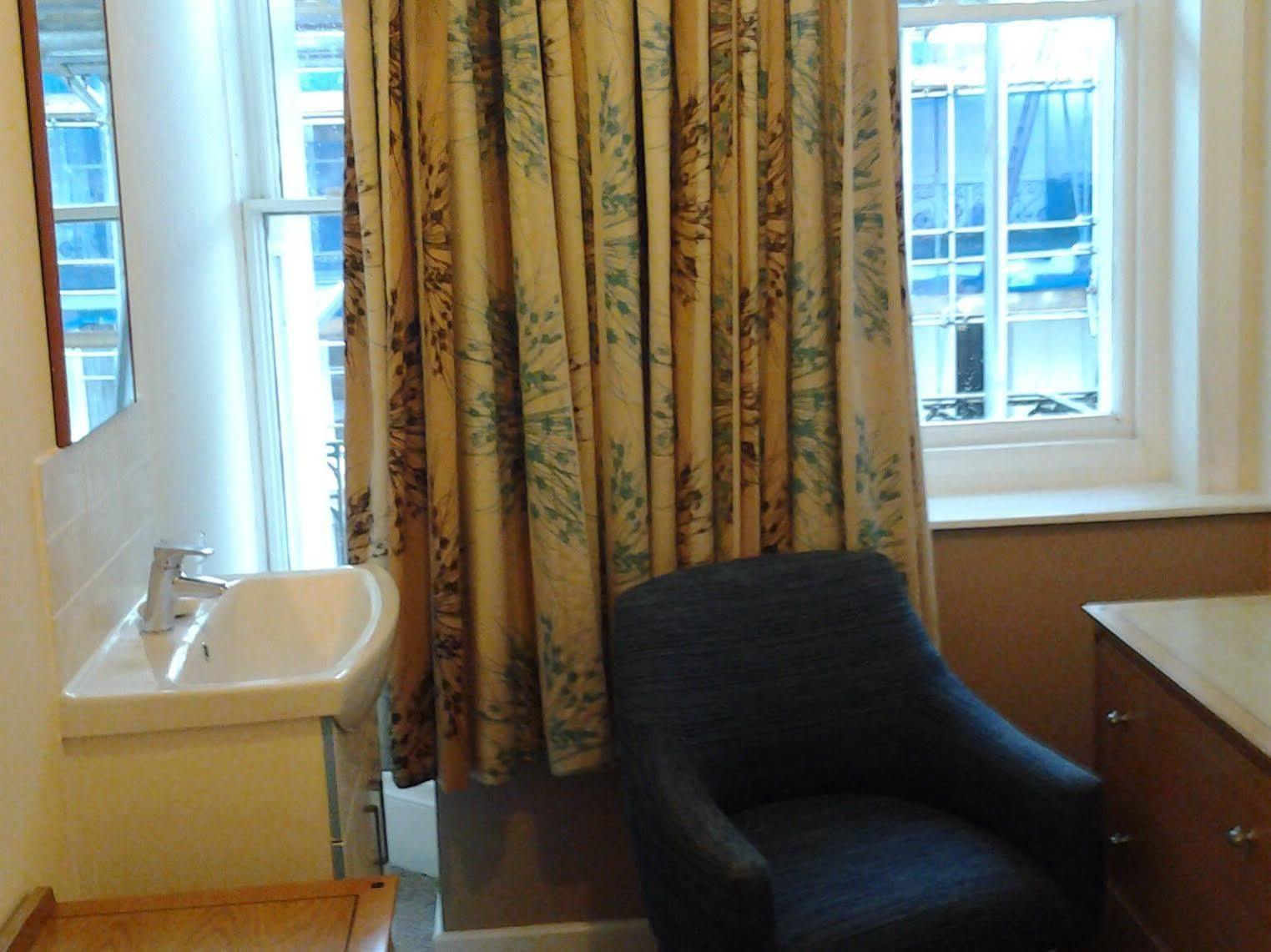 Sterling House Hotel イーストボーン エクステリア 写真